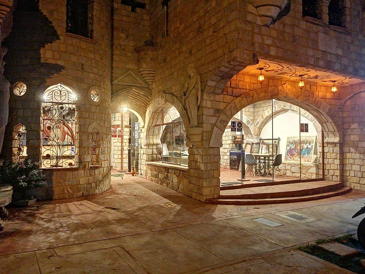 Castillo De タラポト エクステリア 写真