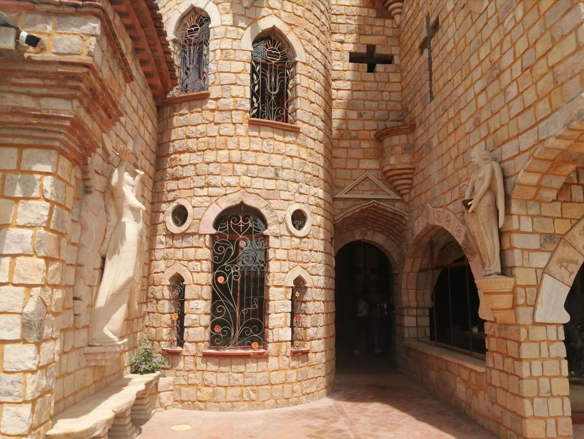 Castillo De タラポト エクステリア 写真